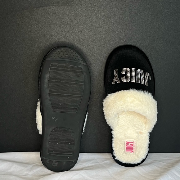 Juicy couture bedazzled house slippers - Picture 4 of 7